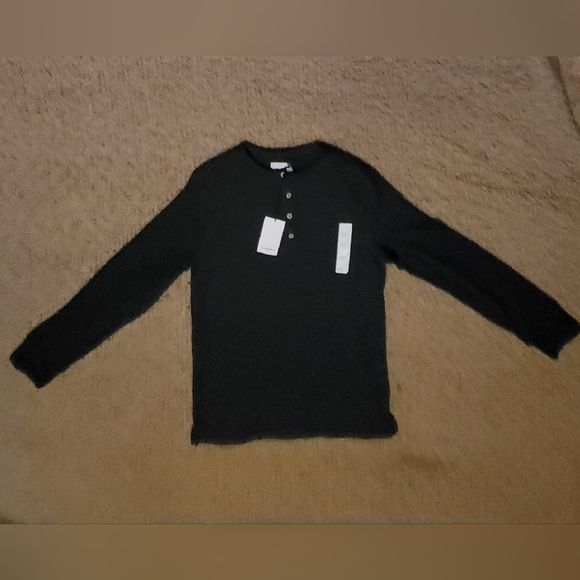 Goodfellow & Co Other - GOODFELLOW & CO Standard Top Green Long Sleeve Size  S